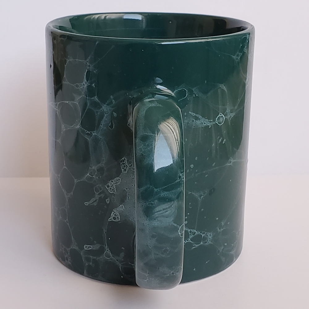 Green Mug With Marble Pattern Design - Picture 5 of 10